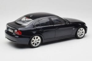 BMW 330i E46 Sort Kyosho 1:18 08731RB Metal — billede 3 af 8