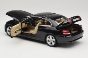 BMW 335i E93 Cabriolet Sapphire Black Kyosho 1:18 80430413375 Metal — billede 7 af 10
