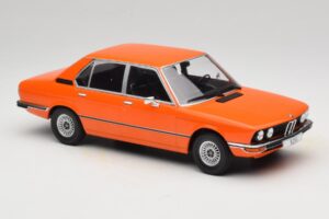 BMW 5 Series E12 Orange MCG 1:18 MCG18540 Metal — billede 4 af 6