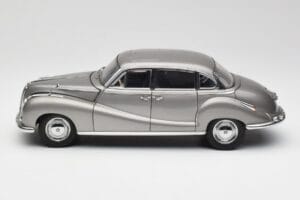 BMW 502 2.6 Luxus Silver Beige Metallic AUTOart 1:18 70591 Metal — billede 4 af 8
