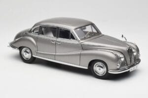 BMW 502 2.6 Luxus Silver Beige Metallic AUTOart 1:18 70591 Metal — billede 6 af 8