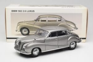 BMW 502 2.6 Luxus Silver Beige Metallic AUTOart 1:18 70591 Metal — billede 8 af 8