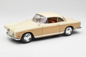 BMW 503 Beige Revell 1:18 8832 Metal