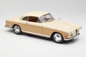 BMW 503 Beige Revell 1:18 8832 Metal — billede 6 af 8