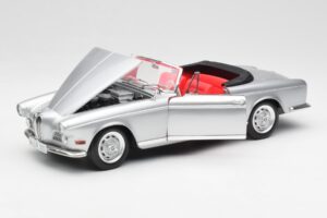 BMW 503 Sølv Revell 1:18 18787 Metal — billede 2 af 8