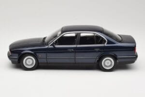 BMW 535i E34 Blue Metallic Minichamps 1:18 100024004 Metal — billede 4 af 8