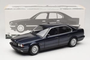 BMW 535i E34 Blue Metallic Minichamps 1:18 100024004 Metal — billede 8 af 8