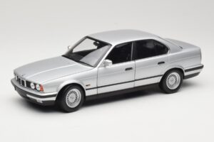 BMW 535i E34 Sølv Minichamps 1:18 100024005 Metal