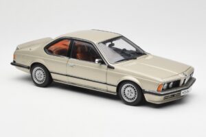BMW 635 CSi E24 Bronzit Beige Metallic AUTOart 1:18 70523 Metal — billede 6 af 8
