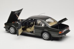 BMW 635 CSi E24 Malachit Green Metallic AUTOart 1:18 70522 Metal — billede 5 af 8