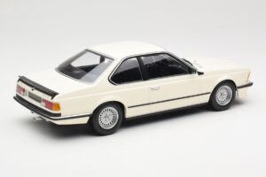 BMW 635 CSi E24 Hvid Minichamps 1:18 155028102 Metal — billede 2 af 6