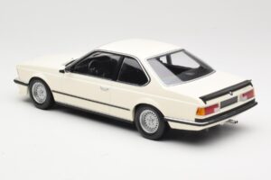 BMW 635 CSi E24 Hvid Minichamps 1:18 155028102 Metal — billede 5 af 6