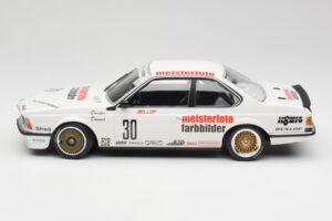 BMW 635CSi E24 Team Schnitzer Eterna #30 S. Bellof / S. Danner ETCC 1984 Minichamps 1:18 155832530 Metal — billede 3 af 6