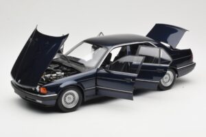 BMW 730i E32 Blå Metallic Minichamps 1:18 100023006 Metal — billede 2 af 8