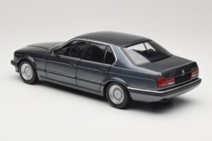 BMW 730i E32 Grey Metallic Minichamps 1:18 100023005 Metal — billede 7 af 8