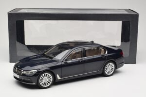 BMW 750Li F02 Imperial Blue Paragon 1:18 80432405586 Metal — billede 8 af 8