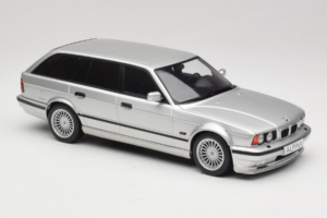 BMW Alpina B10 E34 4.6 Touring Sølv MCG 1:18 MCG18332MCW Metal — billede 4 af 6