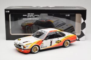 BMW 635CSi E24 BMW Italia #1 U. Grano / H. Kelleners Spa 1983 Minichamps 1:18 155832601 Metal — billede 6 af 6