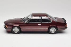 BMW 635 CSi E24 Karmesinrot Metallic Minichamps 1:18 155028105 Metal — billede 3 af 6
