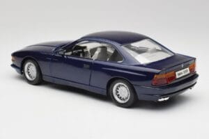 BMW E31 850i Mauritius Blå Maisto 1:18 438813100299 Metal — billede 7 af 8