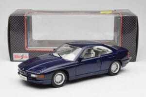 BMW E31 850i Mauritius Blå Maisto 1:18 438813100299 Metal — billede 8 af 8