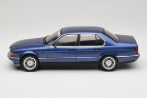 BMW Alpina B11 E32 3.5 Metallic Blue MCG 1:18 MCG18232 Metal — billede 3 af 6