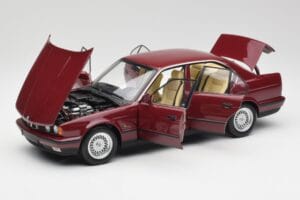 BMW 535i E34 Rød Minichamps 1:18 100024002 Metal — billede 2 af 8