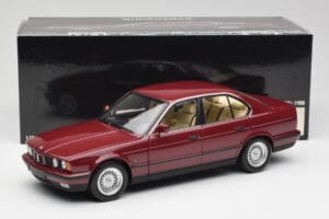 BMW 535i E34 Rød Minichamps 1:18 100024002 Metal — billede 8 af 8
