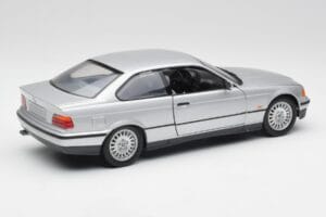 BMW 3 Series E36 Coupe Sølv UT Models 1:18 180023321 Metal — billede 3 af 8
