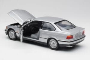 BMW 3 Series E36 Coupe Sølv UT Models 1:18 180023321 Metal — billede 5 af 8
