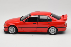 BMW 318is E36 Hellrot UT Models 1:18 180024302-R1 Metal — billede 4 af 8
