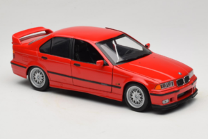 BMW 318is E36 Hellrot UT Models 1:18 180024302-R1 Metal — billede 6 af 8