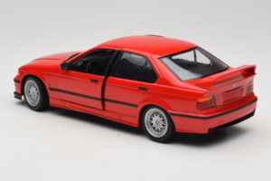 BMW 318is E36 Hellrot UT Models 1:18 180024302-R1 Metal — billede 7 af 8