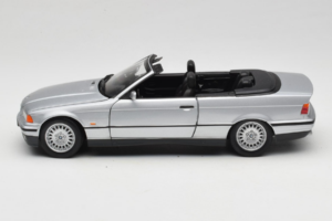 BMW 3 Series E36 Cabriolet Sølv UT Models 1:18 BMW008 Metal — billede 4 af 8