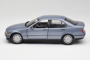 BMW 3-Series E36 Avus Blå UT Models 1:18 180023300 Metal — billede 4 af 8