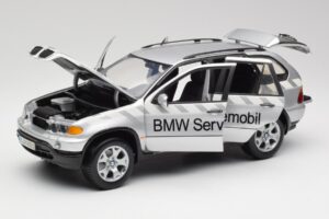 BMW X5 E53 3.0d Service Mobil Kyosho 1:18 80430305646 Metal — billede 2 af 8