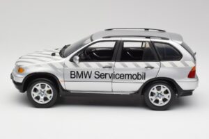 BMW X5 E53 3.0d Service Mobil Kyosho 1:18 80430305646 Metal — billede 4 af 8