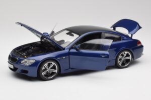 BMW M6 E63 Blå Kyosho 1:18 80430413351 Metal — billede 2 af 8
