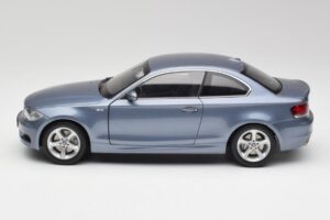 BMW 1 E82 Coupe Blå Kyosho 1:18 80430427065 Metal — billede 4 af 8