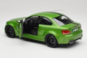 BMW 1-serie E82 Coupe Taiga Green Metallic Minichamps 1:18 110020024 Metal — billede 5 af 8