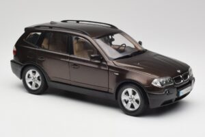 BMW X3 E83 3.0d Mørkebrun Metallic Kyosho 1:18 80430300736 Metal — billede 6 af 8