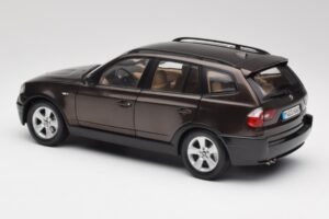 BMW X3 E83 3.0d Mørkebrun Metallic Kyosho 1:18 80430300736 Metal — billede 7 af 8