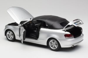 BMW 135i E88 Cabriolet Titan Sølv Kyosho 1:18 80430427021 Metal — billede 5 af 8