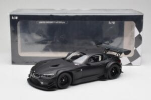 BMW Z4 E89 GT3 Mat Sort Minichamps 1:18 151122304 Metal — billede 6 af 6
