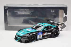 BMW Z4 E89 GT3 BMW Team Vita4one #18 J. Klingmann / M. Wittmann ADAC 24 Hours Nurburgring 2012 Minichamps 1:18 151122318 Meta — billede 6 af 6