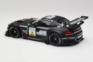 BMW Z4 E89 GT3 #19 Pixum C. Hurtgen / D. Baumann Spa 24 Hours Winner 2013 Minichamps 1:18 151132399 Metal — billede 5 af 6