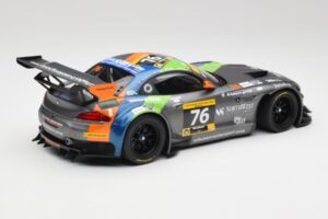 BMW Z4 E89 GT3 #76 Schubert Motorsport Dubai 24 Hours 2014 Minichamps 1:18 151142376 Metal — billede 2 af 6