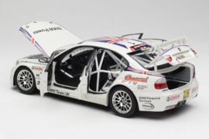 BMW E90 320si #1 A. Priaulx WTCC Champion 2006 Kyosho 1:18 80430429067 Metal — billede 5 af 8