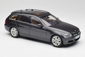 BMW 330i E91 Touring Mørkegrå Kyosho 1:18 80430394360 Metal — billede 6 af 8