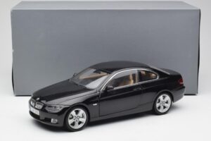 BMW 3 E92 Coupe Sort Kyosho 1:18 80430407222 Metal — billede 8 af 8